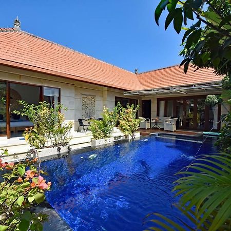 Villa Indah 2 Sanur  Exterior photo